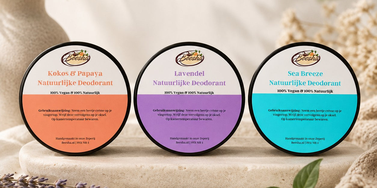 Drie potjes Beesha natuurlijke deodorant: kokos en papaya, lavendel en sea breeze