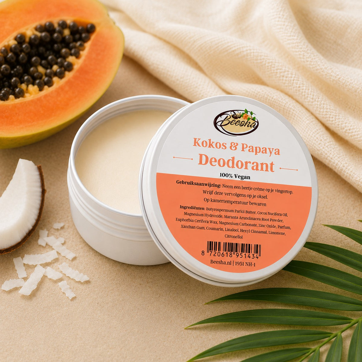 Sfeerfoto van Beesha deodorant Kokos & Papaya