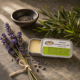 Sfeerfoto van Beesha lippenbalsem Lavendel & Tea Tree