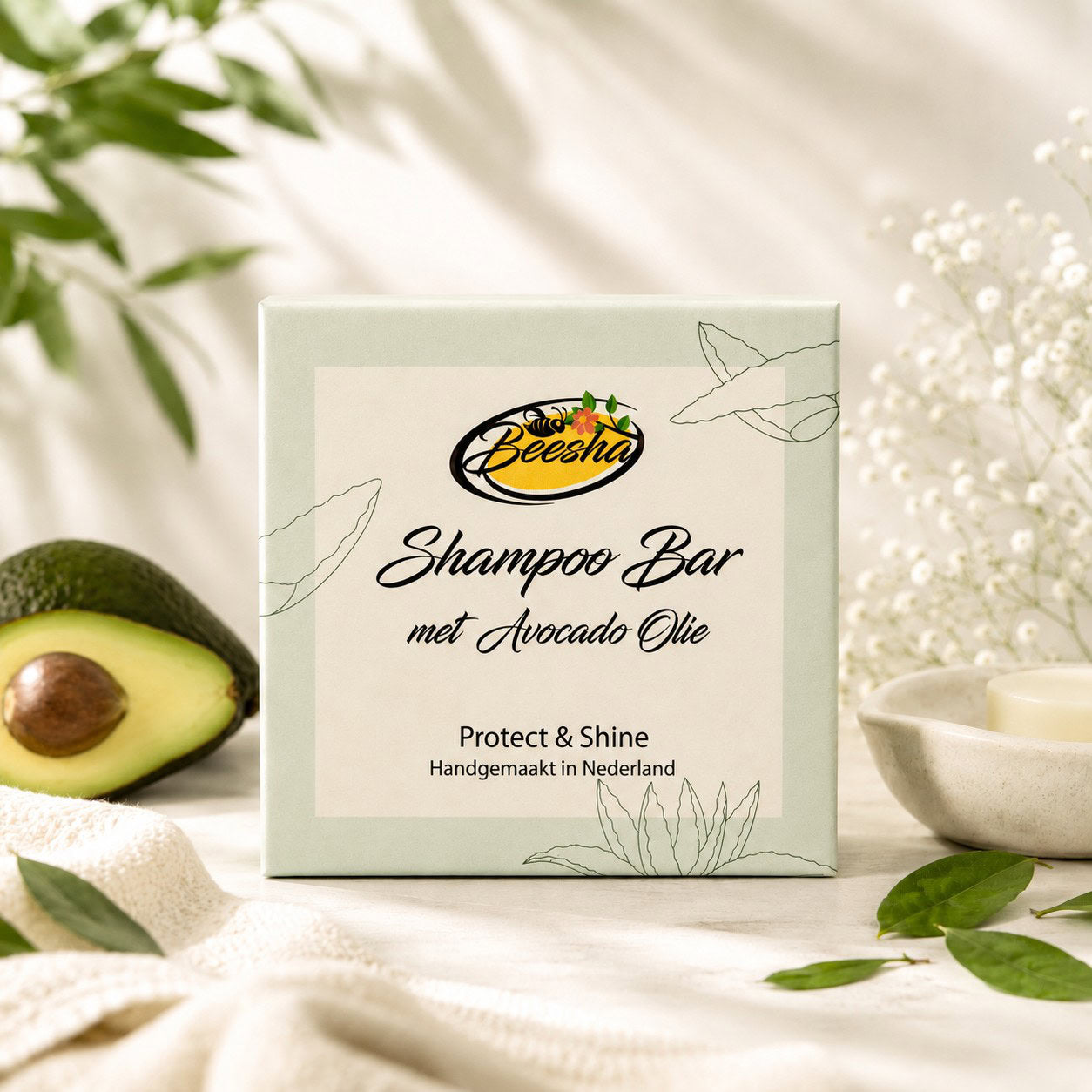 Sfeerfoto van Beesha Shampoo Bar Protect & Shine, vaste shampoo